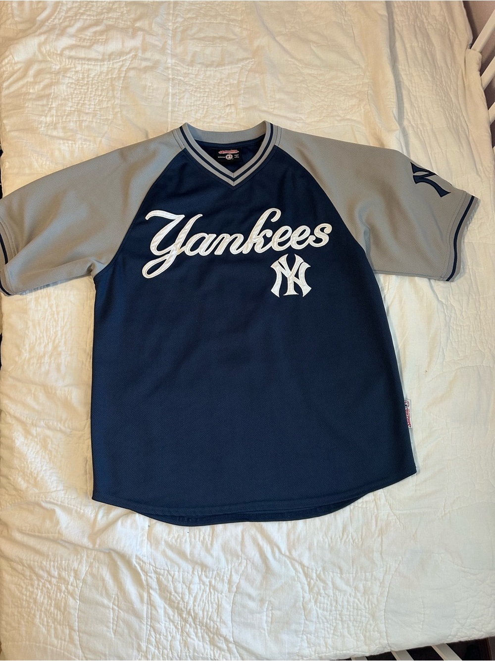 Stitches Navy & Gray Yankees Kids Baseball Jersey